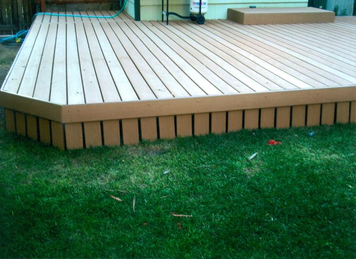 medium colored deck with sides